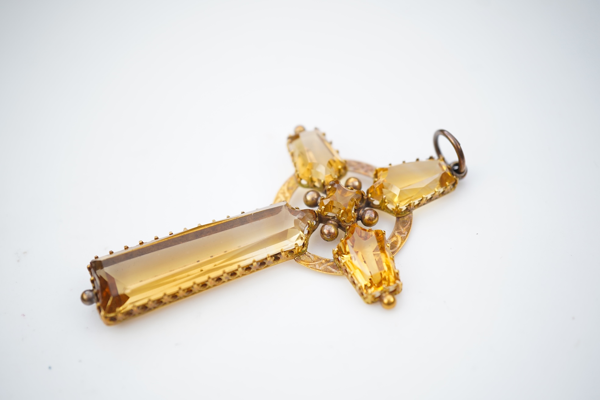 A Victorian gold and citrine pendant, late 19th century